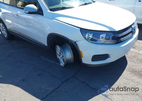 2017 Volkswagen Tiguan 2.0T/2.0T S из США, поврежденный, VIN WVGAV7AX1HK015595